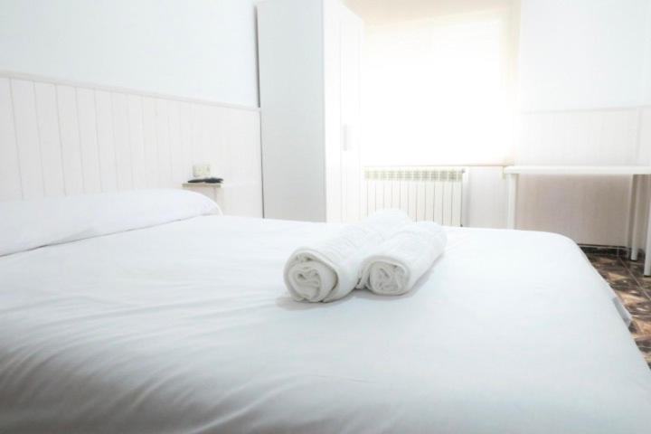 Hostal Jaufil Zújar Buitenkant foto