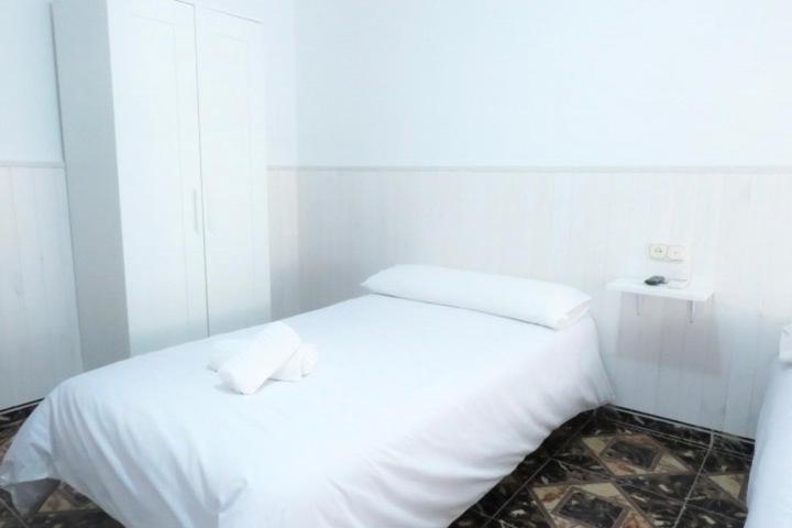 Hostal Jaufil Zújar Buitenkant foto